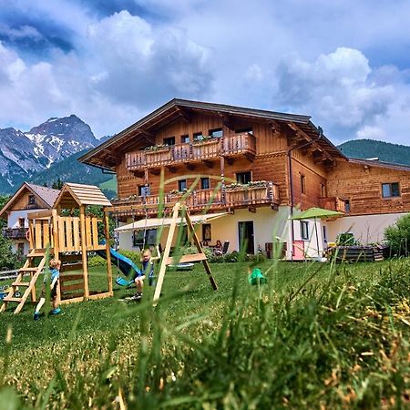 Haus Obermuehle Bed & Breakfast Maria Alm am Steinernen Meer Ngoại thất bức ảnh